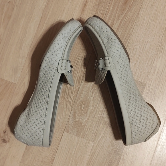 Donald Pliner Light Taupe Filo Horsebit Woven Look Driving Loafer Size 8 - Picture 5 of 9